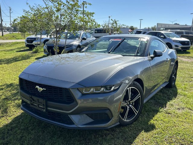 Used 2024 Ford Mustang Coupe RWD image 14