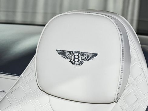Used 2022 Bentley Continental GT image 59