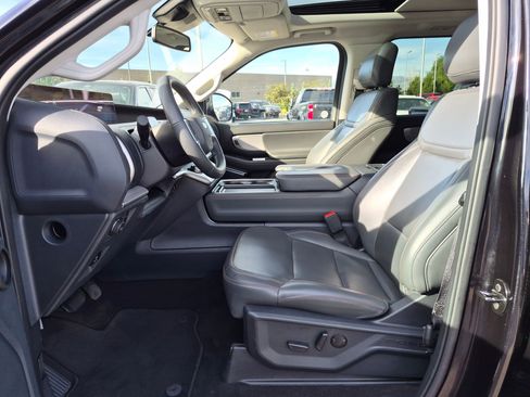 Used 2025 Ford Expedition Max Active AWD/4WD image 15