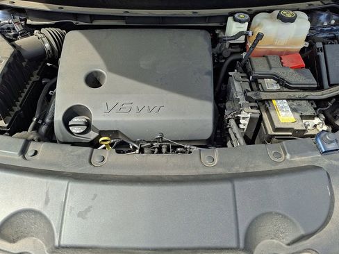 Used 2022 Chevrolet Traverse LT AWD/4WD image 27