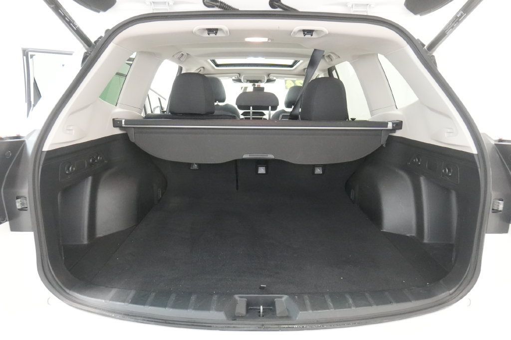 Used 2024 Subaru Forester Premium AWD/4WD image 29