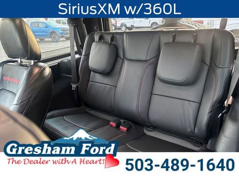 Used 2025 Jeep Wrangler Rubicon image 21