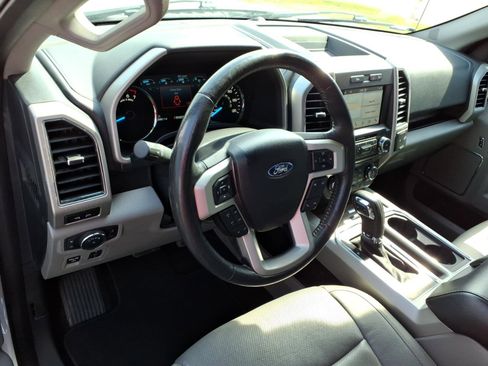 Used 2018 Ford F150 Lariat AWD/4WD image 8