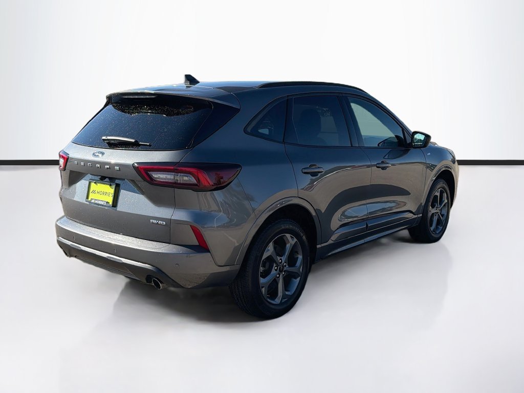 Used 2024 Ford Escape ST-Line w/ Tech Pack #1 AWD/4WD image 5