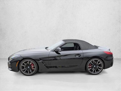 Used 2025 BMW Z4 M40i w/ Edition RWD image 8