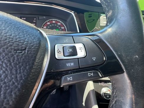 Used 2019 Volkswagen Jetta SE w/ Cold Weather Package FWD image 22