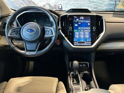 Used 2023 Subaru Ascent Limited w/ Technology Package AWD/4WD image 3