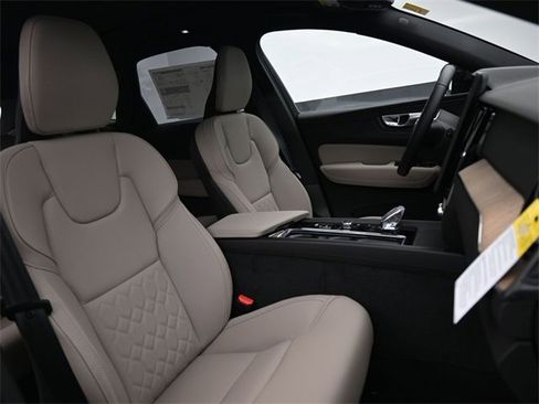 New 2026 Volvo XC60 B5 Plus w/ Protection Package Premier image 35