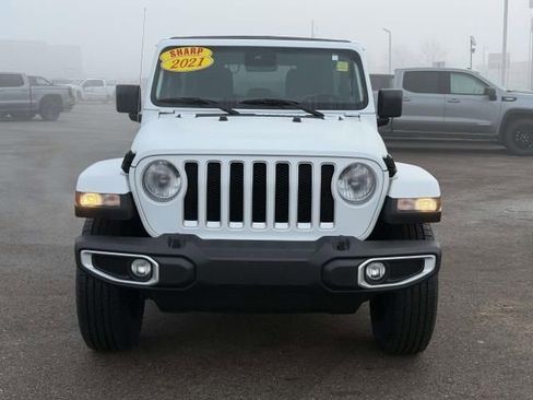 Used 2021 Jeep Wrangler Unlimited Sahara AWD/4WD image 3