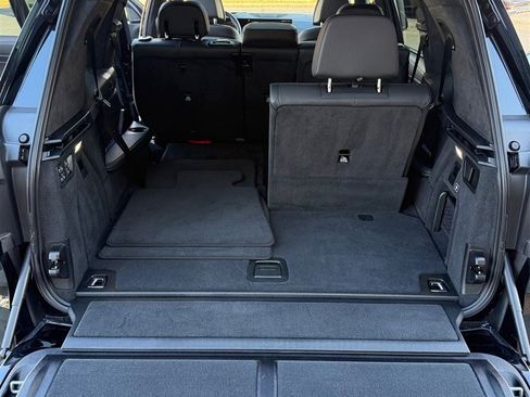 Used 2023 BMW X7 xDrive40i w/ Premium Package image 24