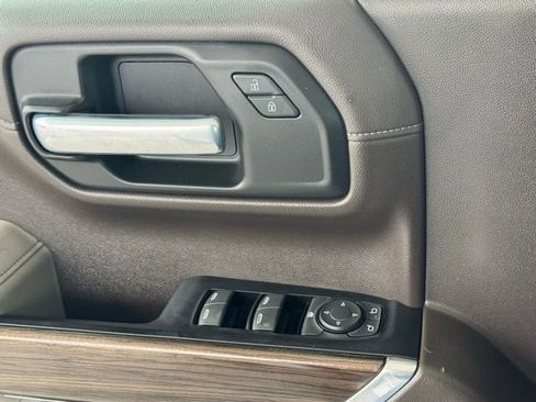 Used 2019 Chevrolet Silverado 1500 LT w/ All-Star Edition image 35