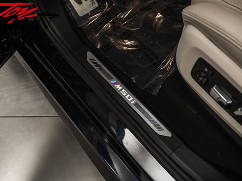 Used 2023 BMW X5 M50i w/ Executive Package image 24