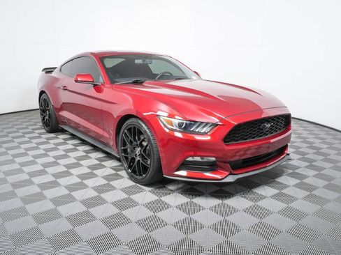 Used 2016 Ford Mustang Coupe RWD image 21