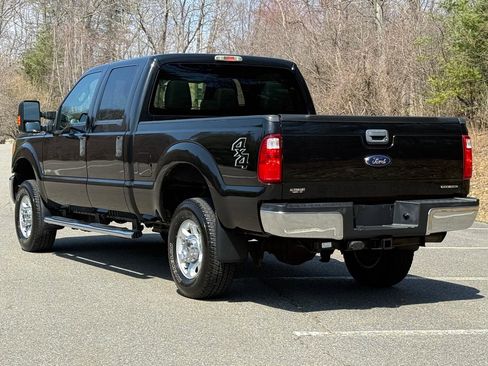 Used 2014 Ford F250 XLT w/ Snow Plow Prep Package AWD/4WD image 2