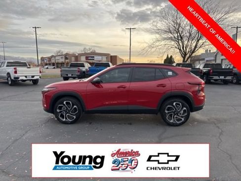 New 2026 Chevrolet Trax RS w/ Driver Confidence Package FWD image 4