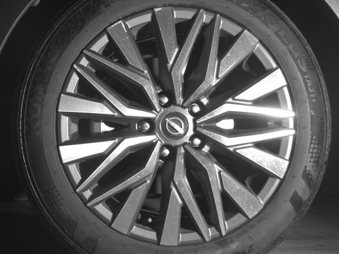 Used 2025 Nissan Altima 2.5 SV image 12