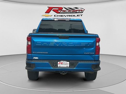 Used 2023 Chevrolet Silverado 1500 Custom AWD/4WD image 4