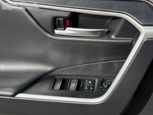 Used 2024 Toyota RAV4 Adventure image 18