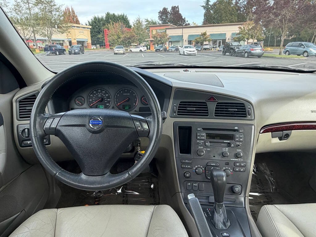 Used 2003 Volvo S60 2.5T AWD/4WD image 12
