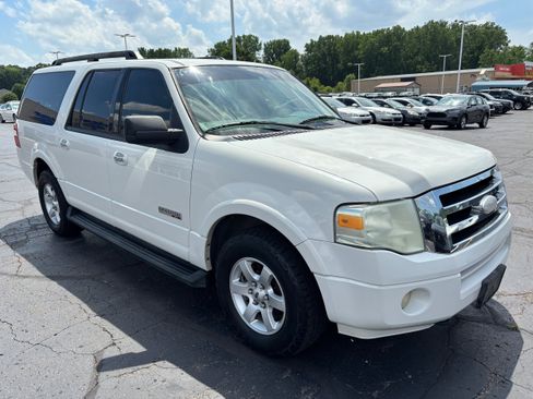 Used 2008 Ford Expedition EL XLT AWD/4WD image 2