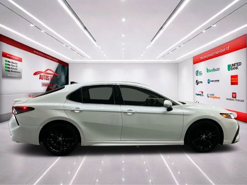 Used 2024 Toyota Camry XSE w/ Driver Assist Package image 9