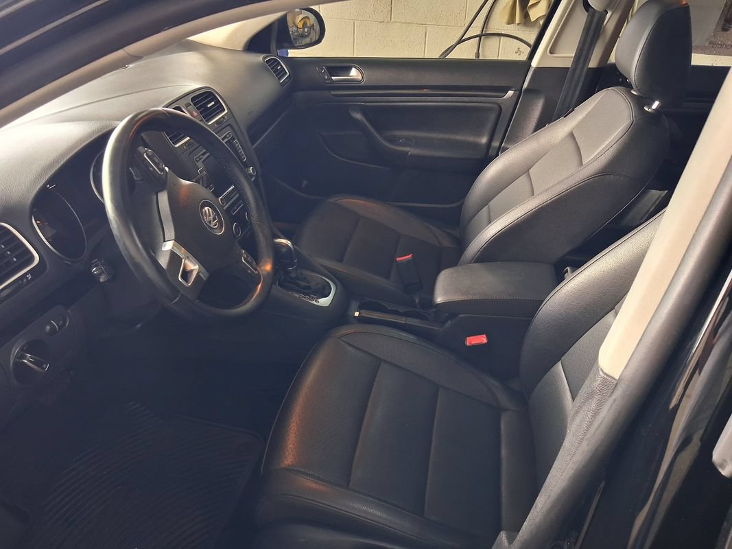 Used 2013 Volkswagen Jetta SE FWD image 12