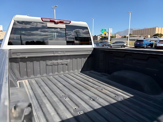 Used 2024 GMC Sierra 3500 AT4 w/ Technology Package AWD/4WD image 21