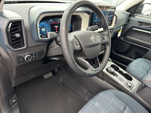 Used 2025 Ford Bronco Sport Heritage w/ Convenience Package image 19