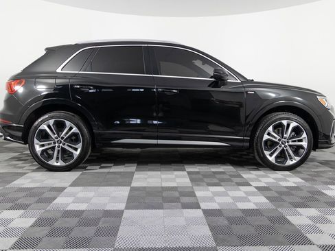 Used 2020 Audi Q3 2.0T Premium Plus w/ Premium Plus Package image 9