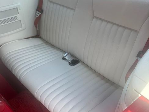 Used 1992 Ford Mustang GT RWD image 16