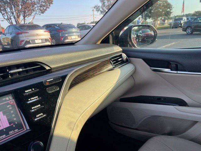 Used 2019 Toyota Camry LE FWD image 25