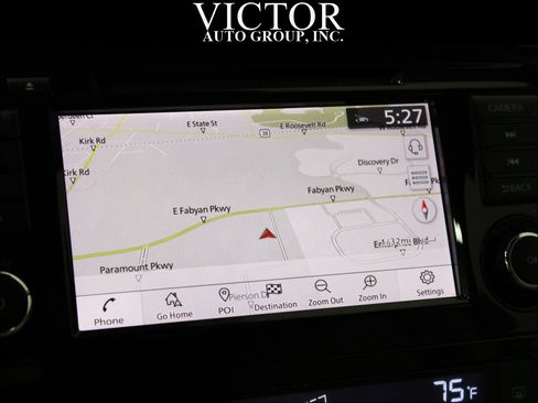 Used 2018 Nissan Rogue SL w/ Premium Package image 22