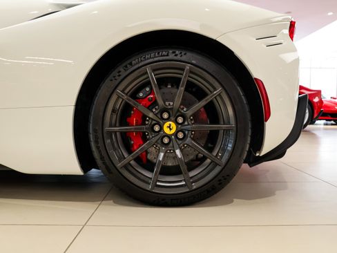 Used 2023 Ferrari SF90 Stradale image 33