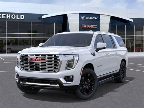 New 2026 GMC Yukon XL Denali w/ Sun & Power Step Package image 6