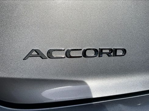 Used 2025 Honda Accord SE image 10