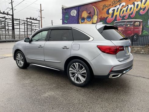 Used 2018 Acura MDX SH-AWD w/ Technology Package image 3