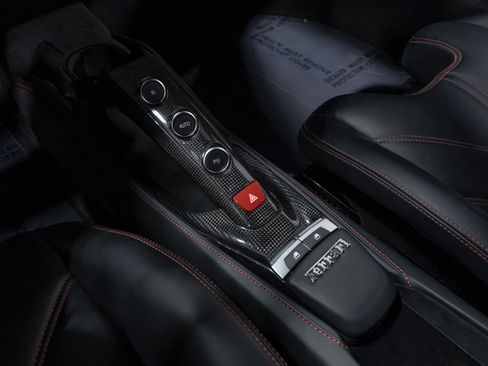 Used 2016 Ferrari 488 GTB RWD image 58