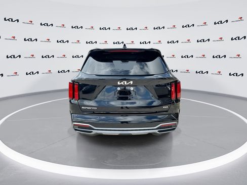 Certified 2023 Kia Sorento SX AWD/4WD image 7