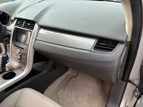 Used 2012 Ford Edge SEL image 35