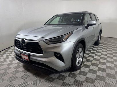 Certified 2023 Toyota Highlander LE