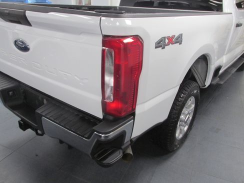 Used 2023 Ford F250 XLT w/ Snow Plow Prep Package image 10