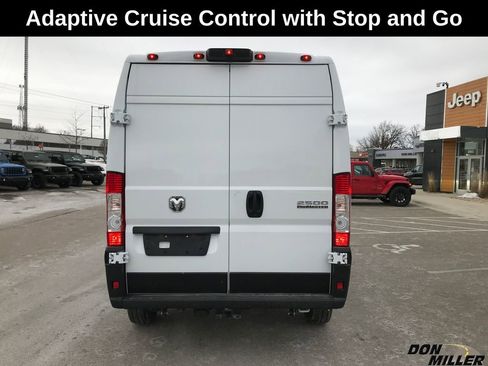 New 2026 RAM ProMaster 2500 w/ Quick Order Package 22G SLT image 7