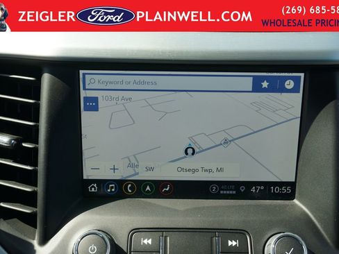 Used 2023 GMC Acadia SLT w/ Preferred Package AWD/4WD image 21