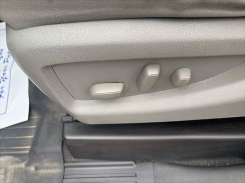 Used 2019 GMC Sierra 3500 SLE w/ SLE Preferred Package image 18