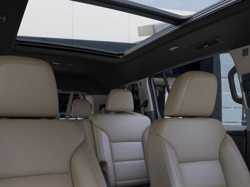 New 2026 Buick Enclave Preferred w/ Power Package image 27