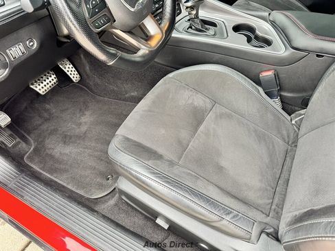 Used 2022 Dodge Challenger SRT RWD image 27