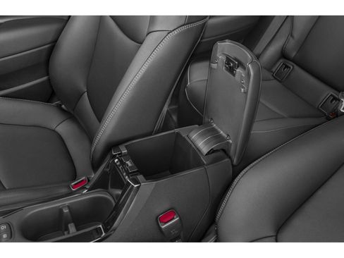 Used 2023 Toyota Corolla Cross XLE w/ Convenience Package AWD/4WD image 16