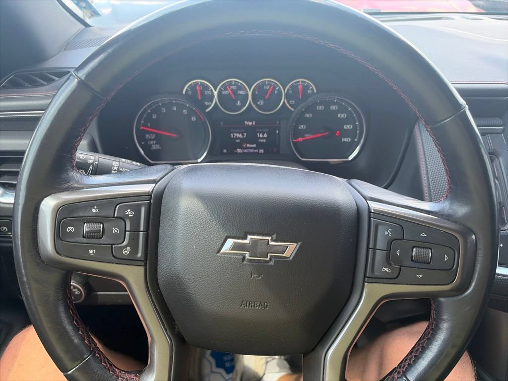 Used 2021 Chevrolet Suburban RST w/ Luxury Package AWD/4WD image 21