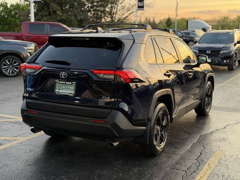 Used 2019 Toyota RAV4 XLE w/ All Weather Liner Package AWD/4WD image 10