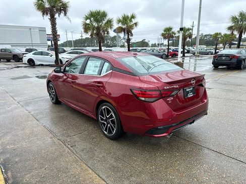 New 2025 Nissan Sentra SR image 4